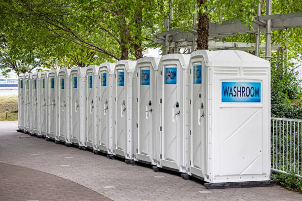 Porta potty delivery and setup in Thorsby, AL